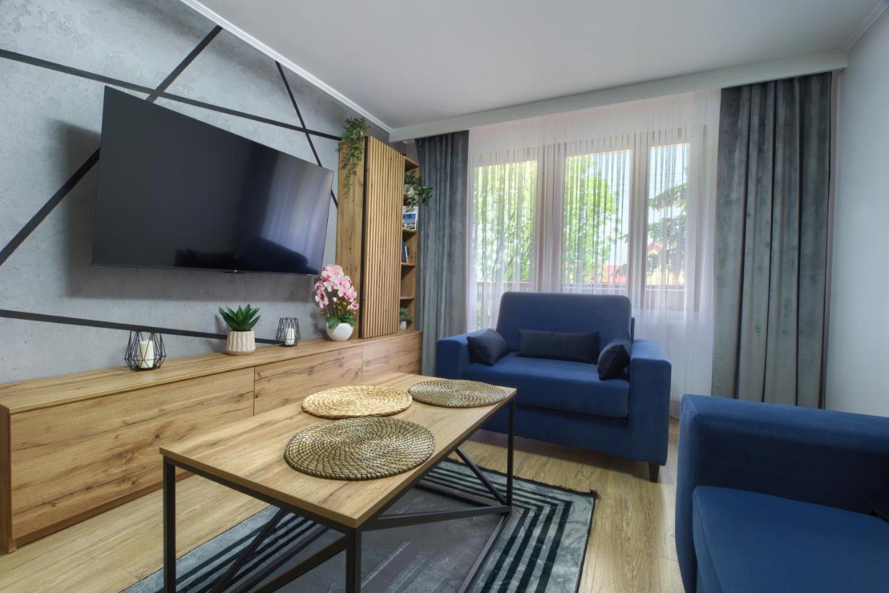 Dwudziestolecie Apartment